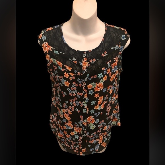 Candie's Tops - Candie’s size small floral tank. Black with vibrant flowers Very gently used.